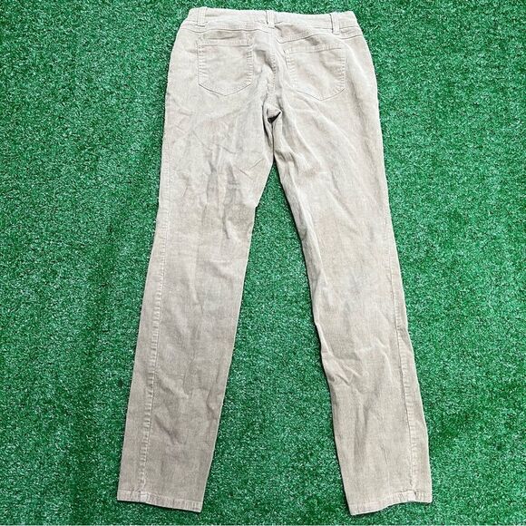 Cambridge Corduroy Pants Size 6 - Picture 9 of 9